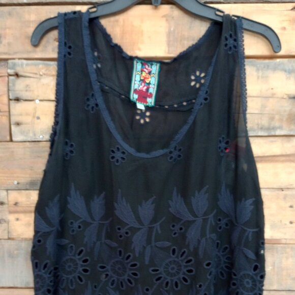 Johnny Was Black Embroidered Eyelet Sleeveless Top Size Large - Picture 2 of 4